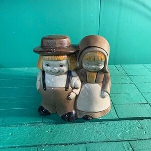 Adorable Ceramic Couple Figurine - Brown and Cream